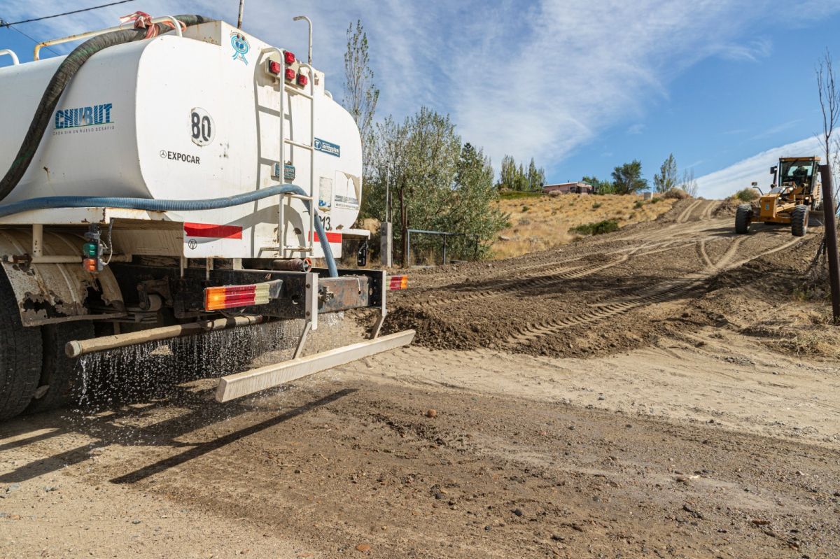 El Municipio avanzó en trabajos de mantenimiento de la trama vial durante el fin de semana