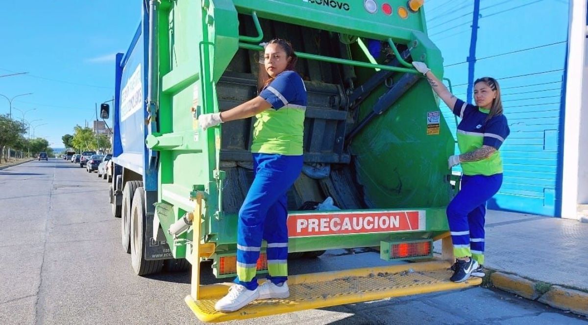 Urbana amplía el cupo femenino en el servicio de higiene