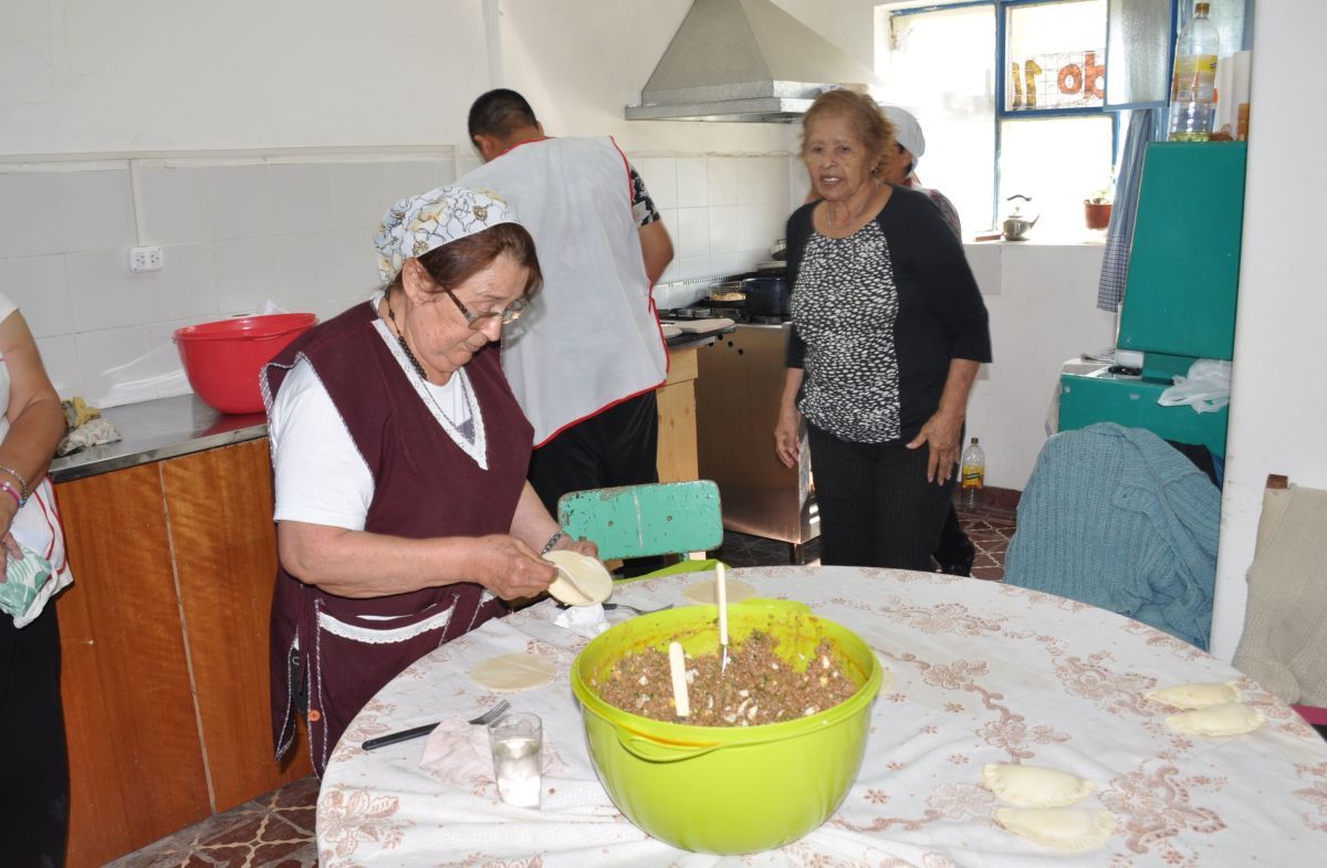 “Hay mucha necesidad de alimentos”, dijeron desde Caritas de la Parroquia San Jorge