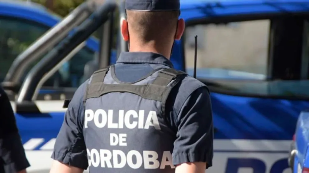 Córdoba: un adolescente se arrojó delante de un camión tras pelear con su novia y murió