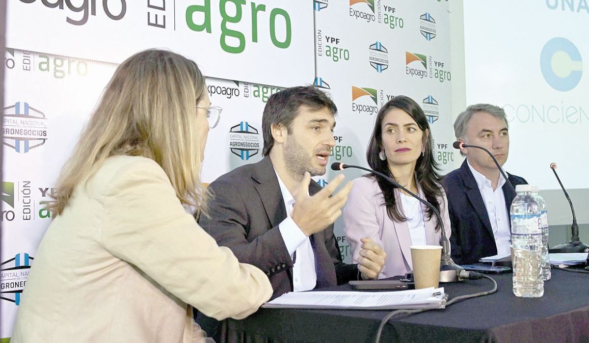 “Se habla de la necesidad de una devaluación, pero la verdad es que hay que ser prudentes”