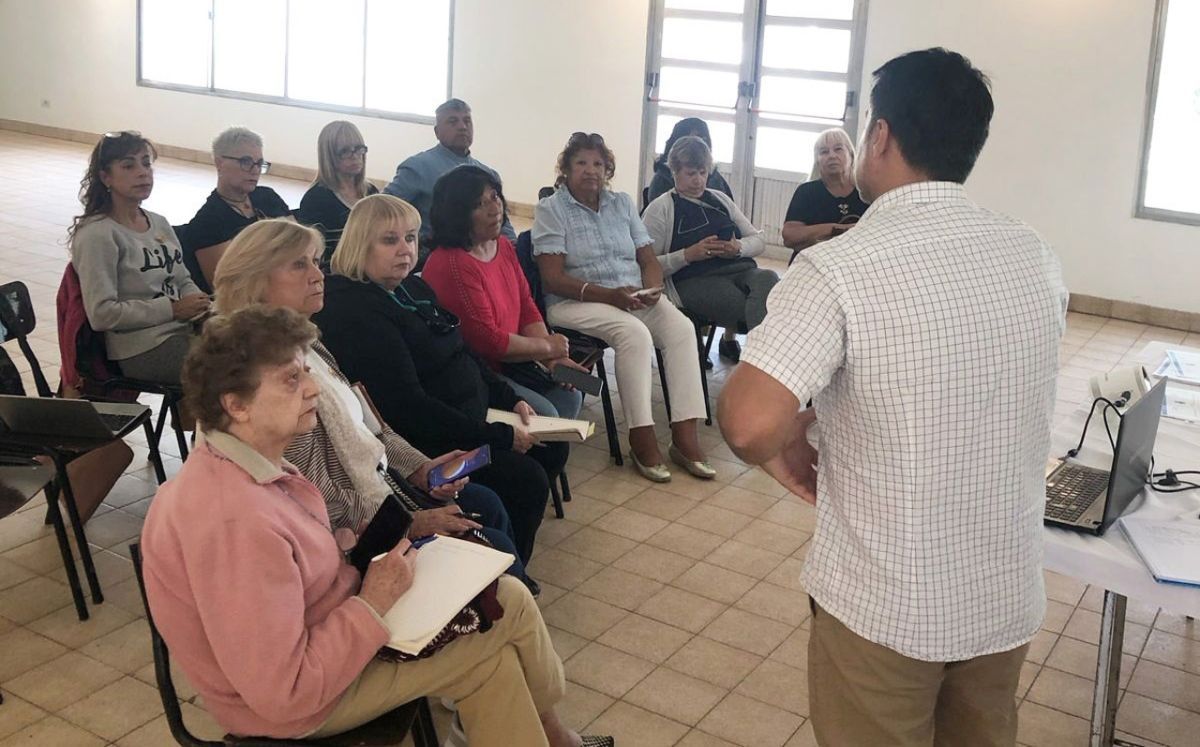 El ISSyS capacita a jubilados en alfabetización digital