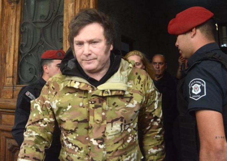 Milei crea un fondo de $200 mil millones para asistir a Bahía Blanca