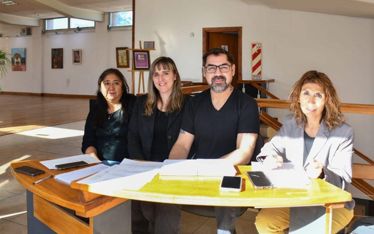 Esquel organiza el primer Encuentro Provincial de Hilanderas y cuarto Encuentro Municipal