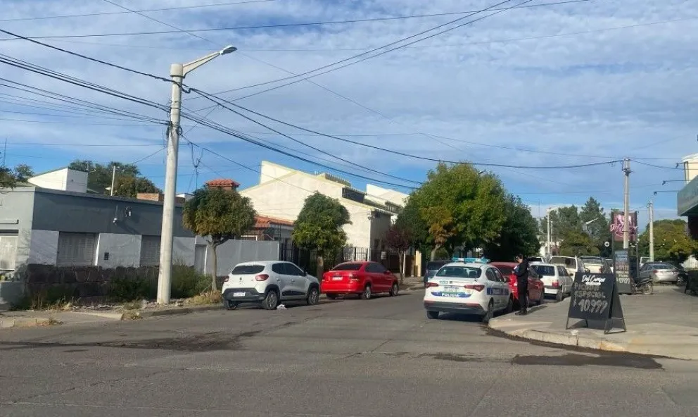 Trelew: una mujer fue atropellada y trasladada al hospital