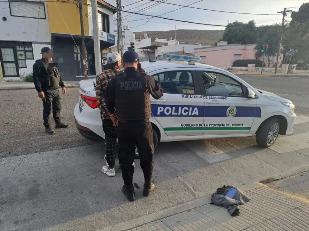 Detenido por robar un celular en una panadería de Comodoro
