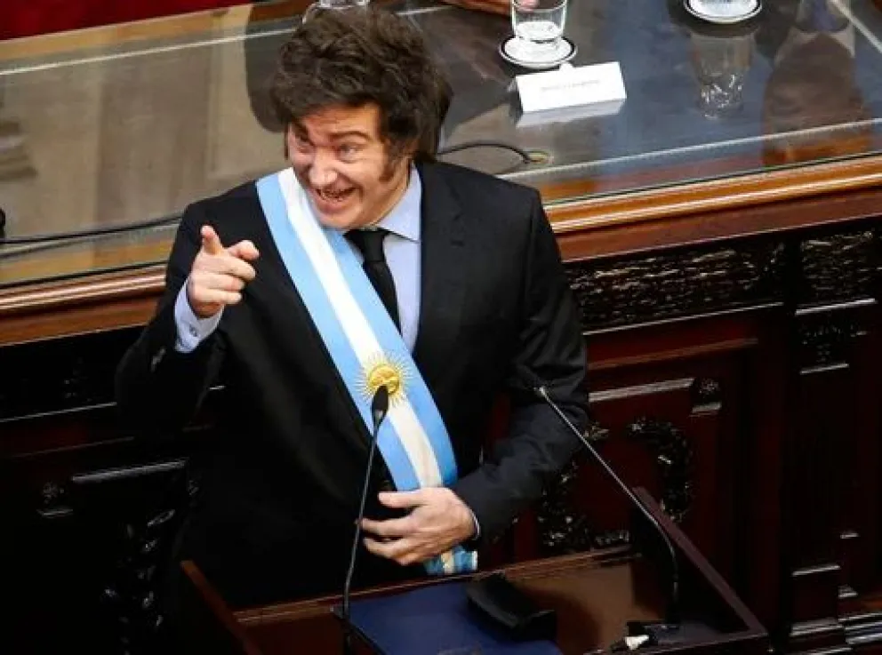  The Wall Street Journal analizó la gestión económica de Milei: "está en suspenso"