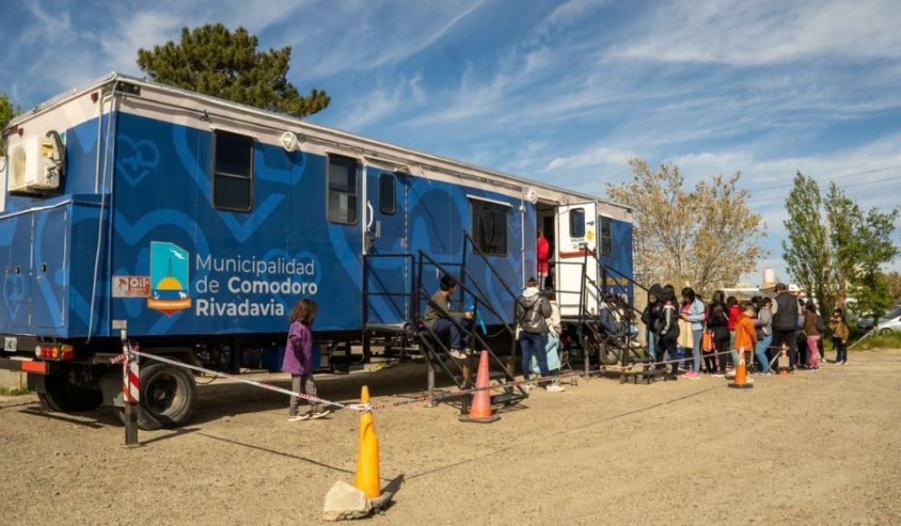 "Salud en tu Barrio" comenzó su atención en Km 8