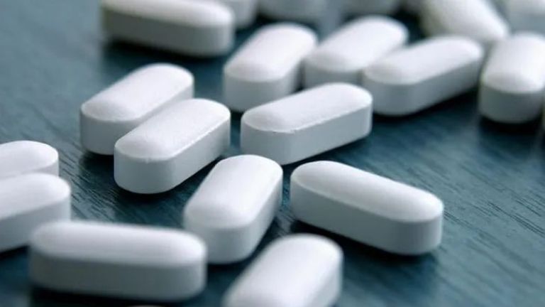 El Gobierno anunció medidas para bajar el precio de los medicamentos 