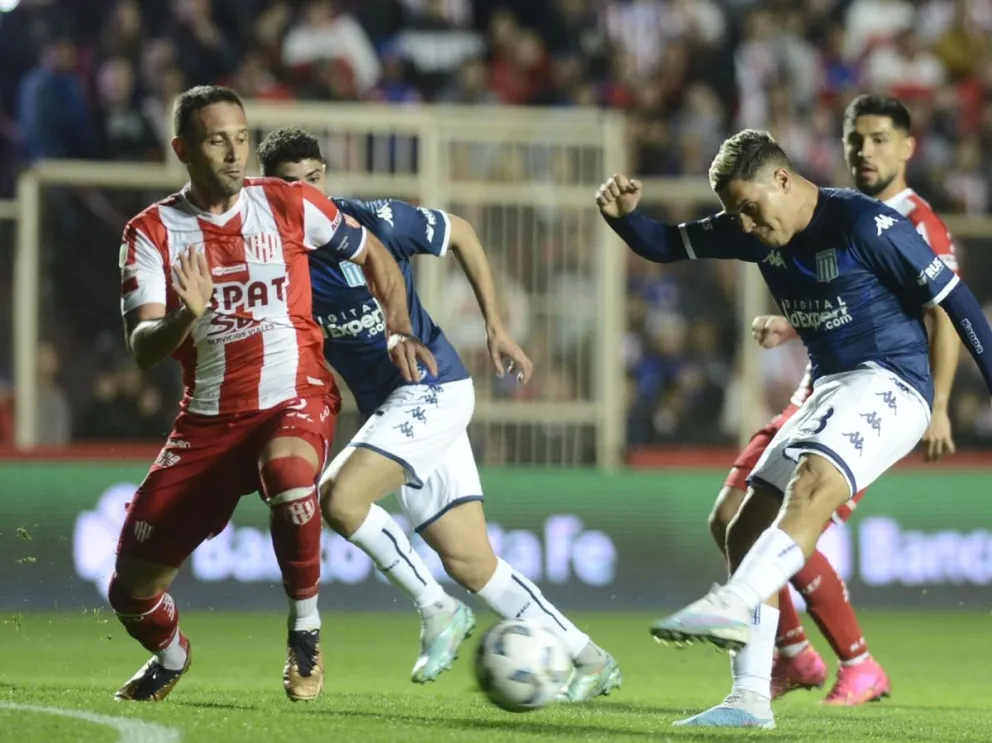 Unión vs. Racing: horario, TV y cómo llegan al partido clave por el Torneo Apertura 2025