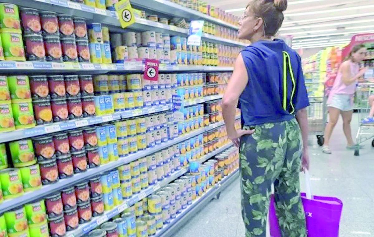 Crecieron las ventas en los supermercados, pero no hay signos de recuperación en los mayoristas