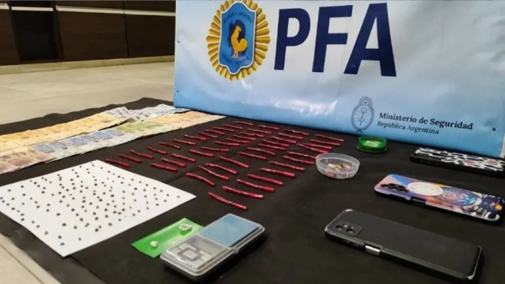La PFA detuvo a un hombre y desarticuló un punto de expendio de drogas en Puerto Madryn