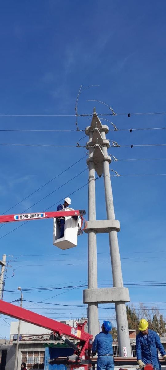 Se normaliza el suministro de energía en los 19 barrios de Comodoro que fueron afectados