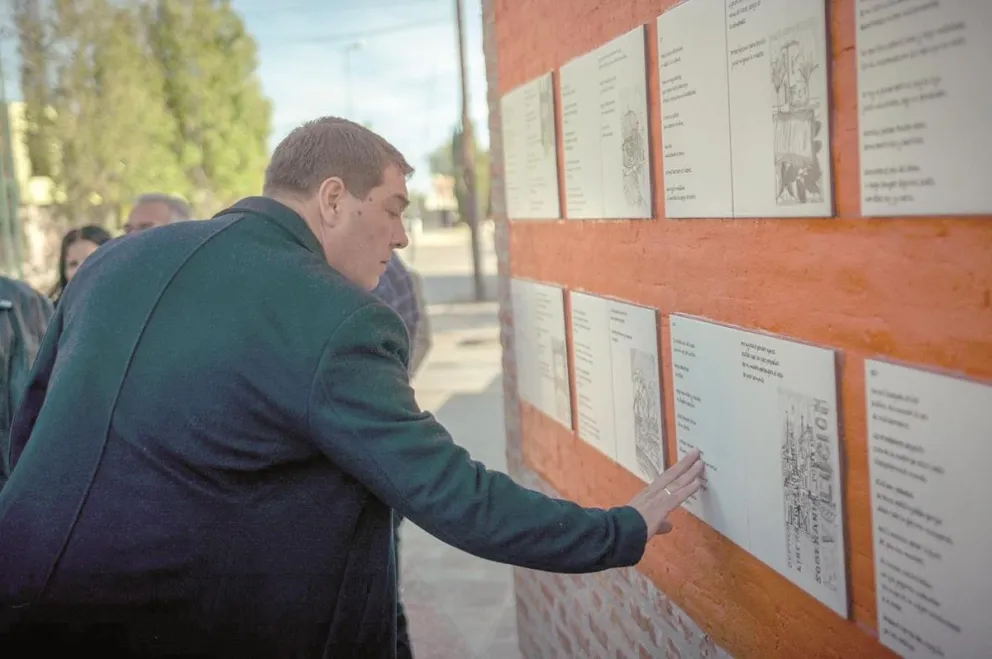 Biss encabezó el acto en Rawson por el Día Nacional de la Memoria, la Verdad y la Justicia  