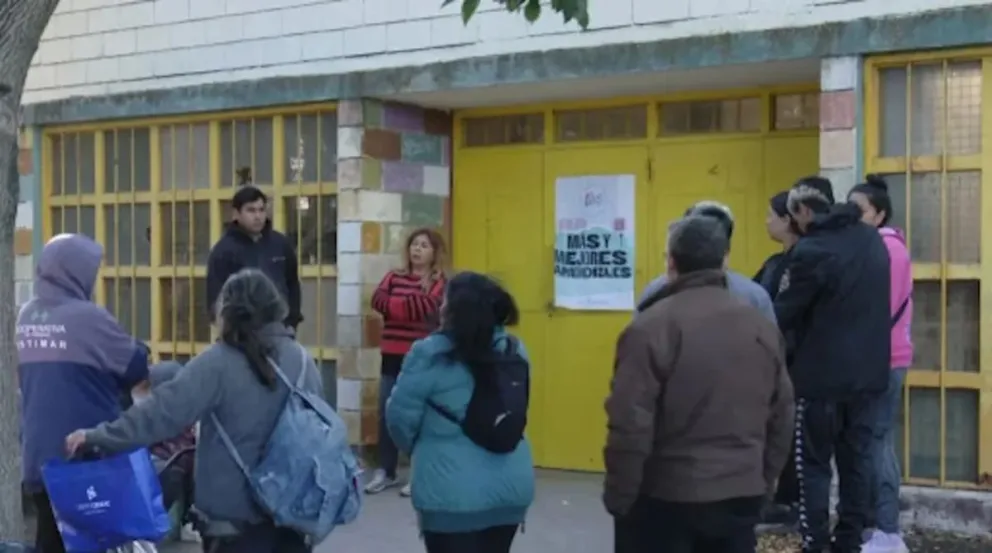 Mar del Plata: un alumno intoxicó a sus compañeros y les provocó ataques de pánico