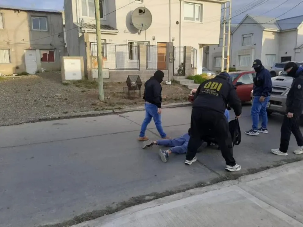 Un hombre de Santa Fe fue demorado por robos en supermercados de Río Gallegos