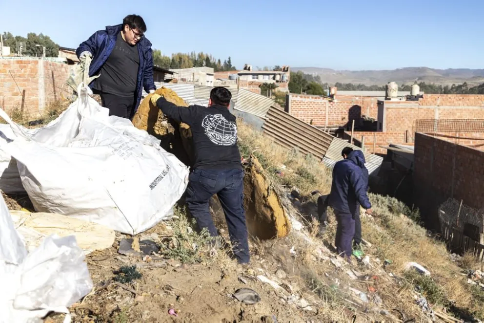 El Municipio avanza en el saneamiento de espacios comunitarios