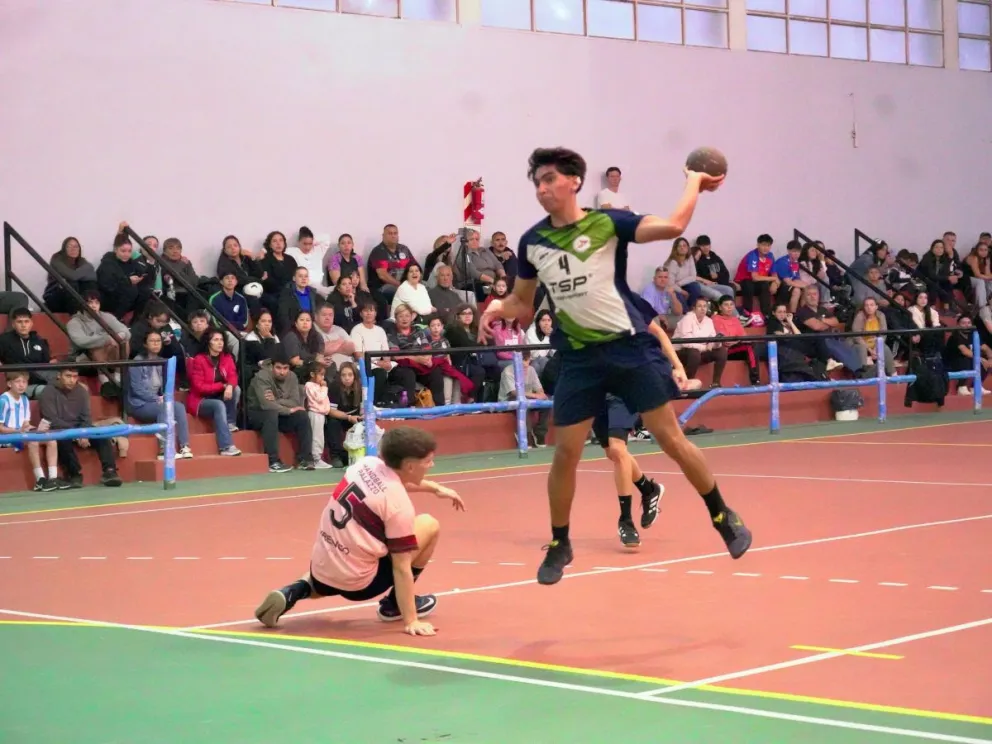 Las Selecciones juveniles de Chubut se preparan para el Argentino de Mendoza