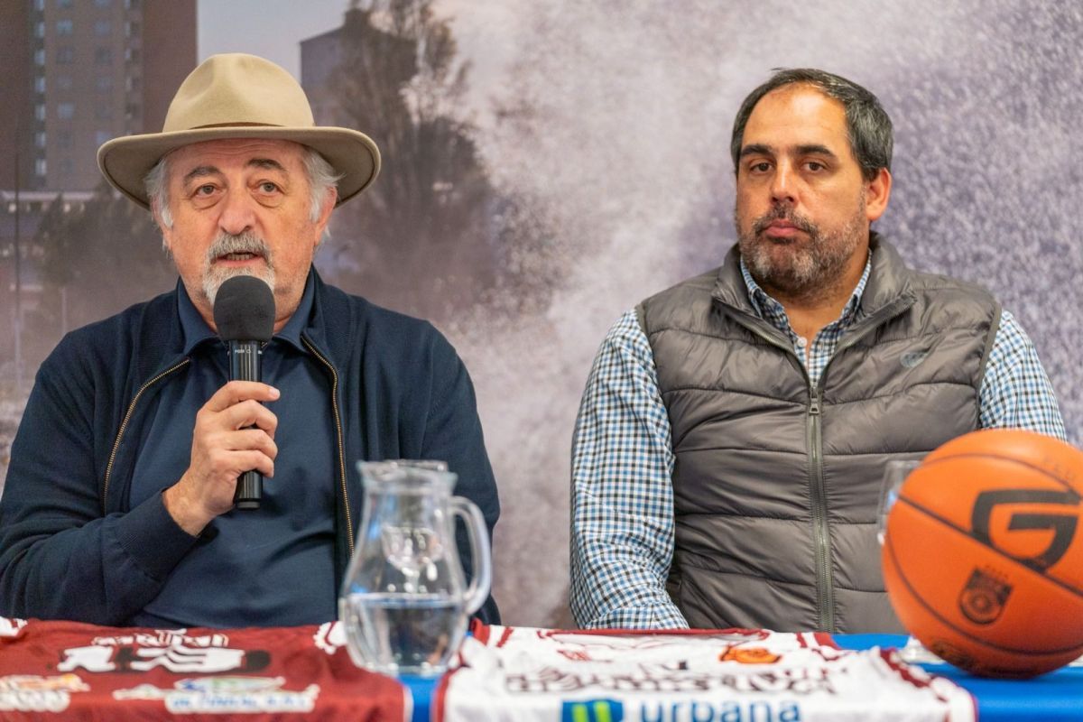 Othar acompañó la presentación oficial del equipo de La Fede para una nueva temporada de la Liga Federal de Básquet