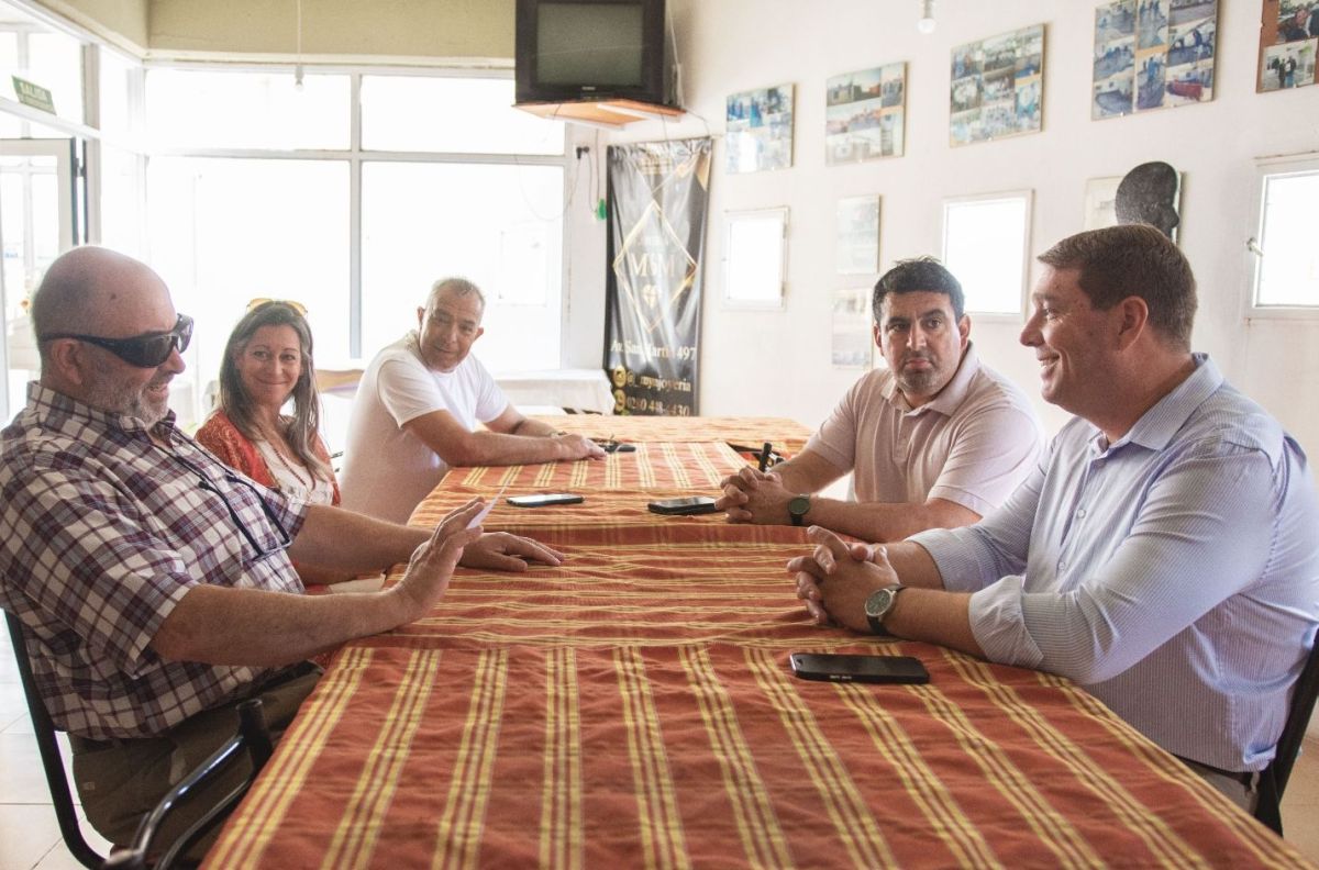 Biss recorrió las obras del Tiro Federal de Rawson