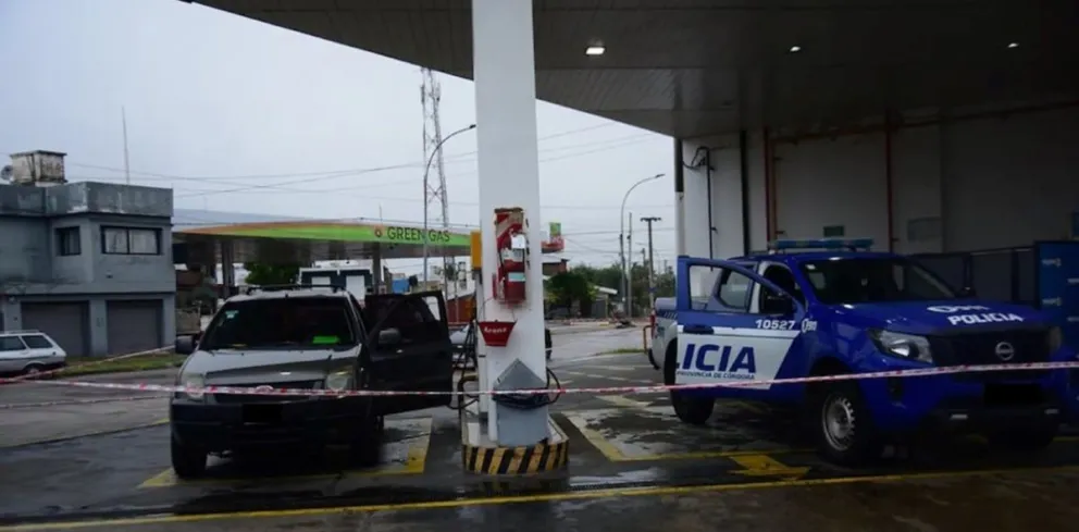 Muerte en una estación de servicio: cinco policías detenidos en Córdoba