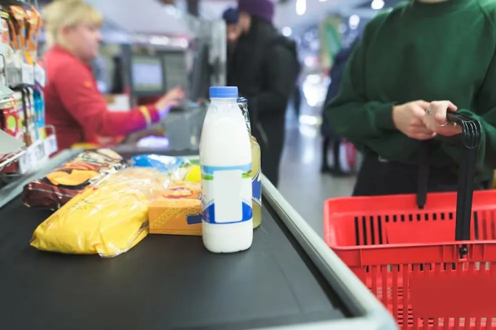 Desde abril, las facturas en Argentina mostrarán el impacto real de los impuestos