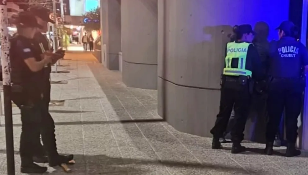 Trelew: hombre con un hacha provocó destrozos en el colegio María Auxiliadora