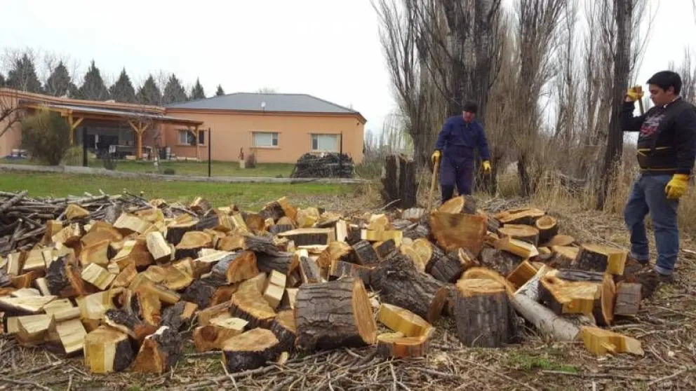 Esquel: Empezó la entrega de vales correspondiente al Plan Calor 2025