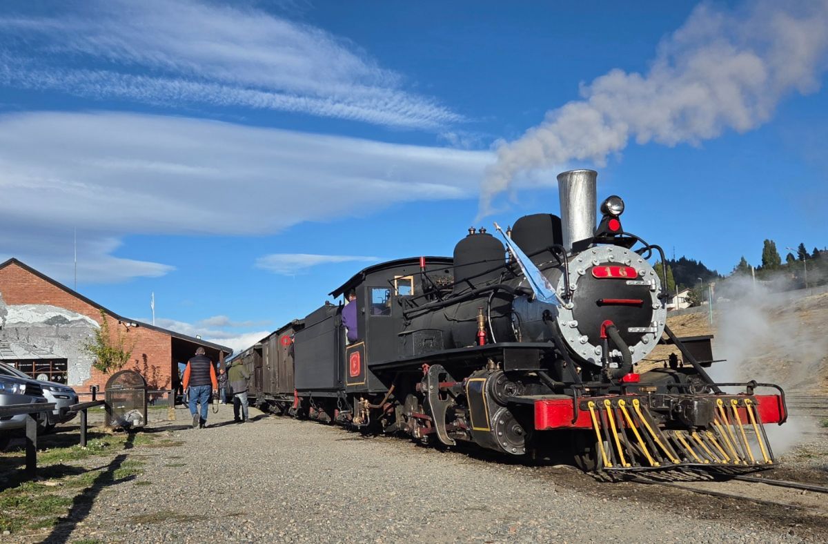 El Gobierno Provincial recuerda las salidas programadas de “La Trochita” para el mes abril