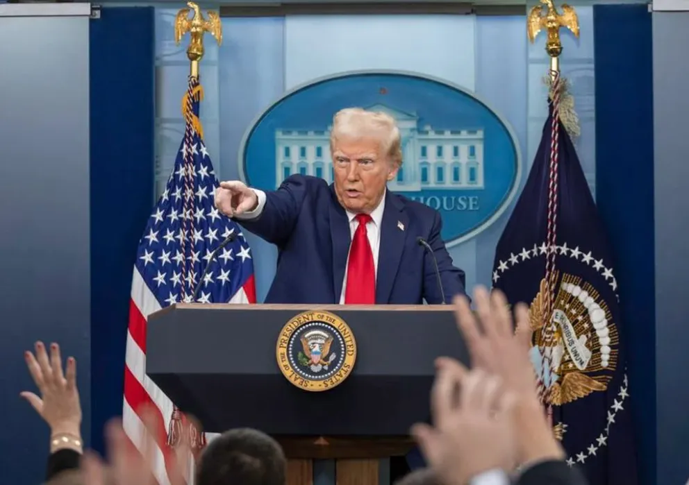 A horas de la llegada de Milei, Trump aplica un arancel del 10% a los productos argentinos