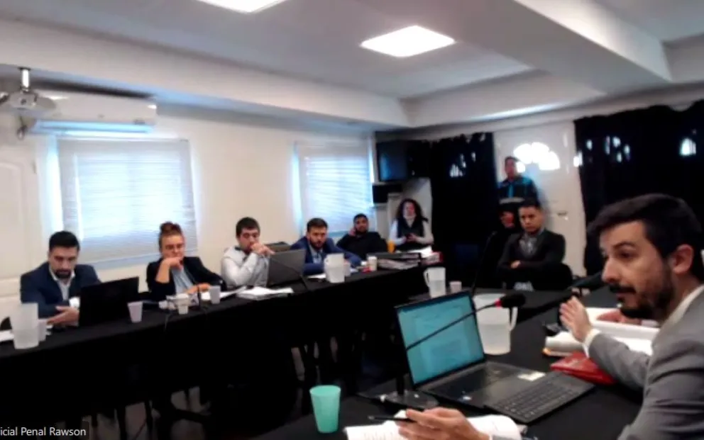 Juicio por los disturbios antimineros en Rawson: policías testificaron contra ocho imputados