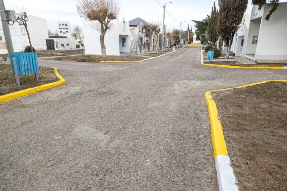 Levantarán casi 500 tumbas en el Cementerio Oeste