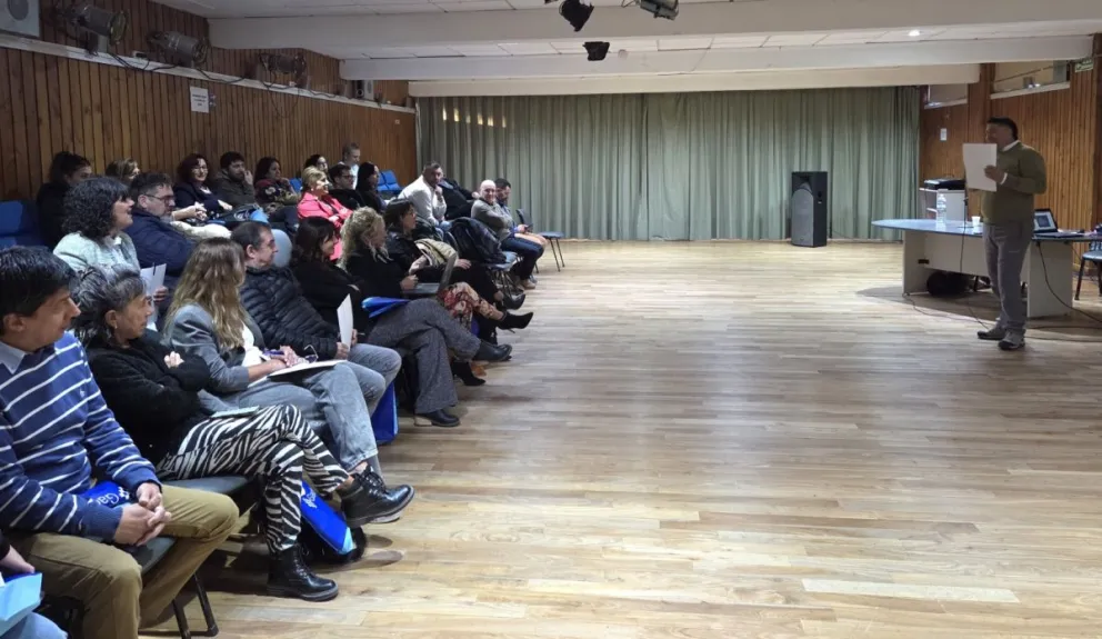 Provincia realizó en Esquel las “II Jornadas de Integración en Odontología” con destacada participación de profesionales 