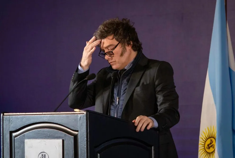 La peor semana para Milei: del revés en el Senado a la foto frustrada con Trump