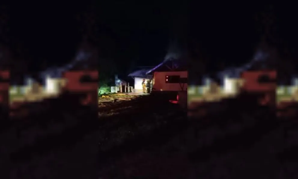 Una estufa inició un incendio en un lodge de pesca en Los Cipreses