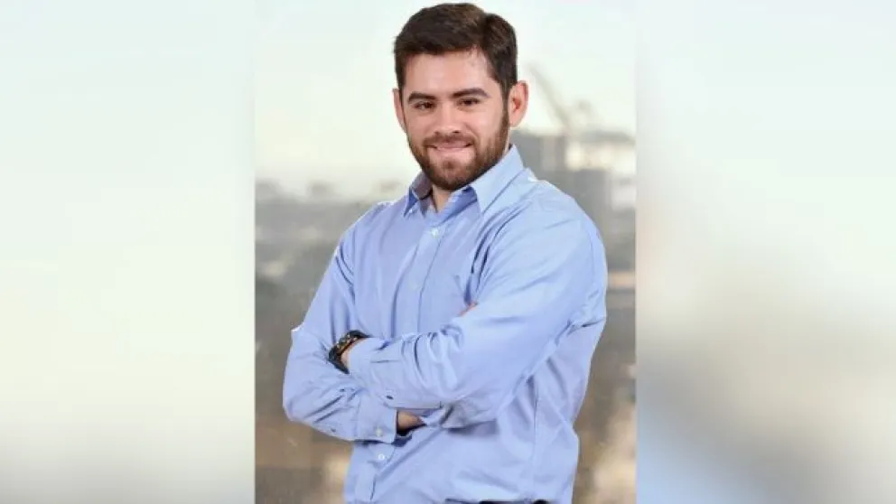 El dólar superó los $1360 y las acciones argentinas cayeron hasta un 50%. Crece el interés por inversiones que protejan el capital.