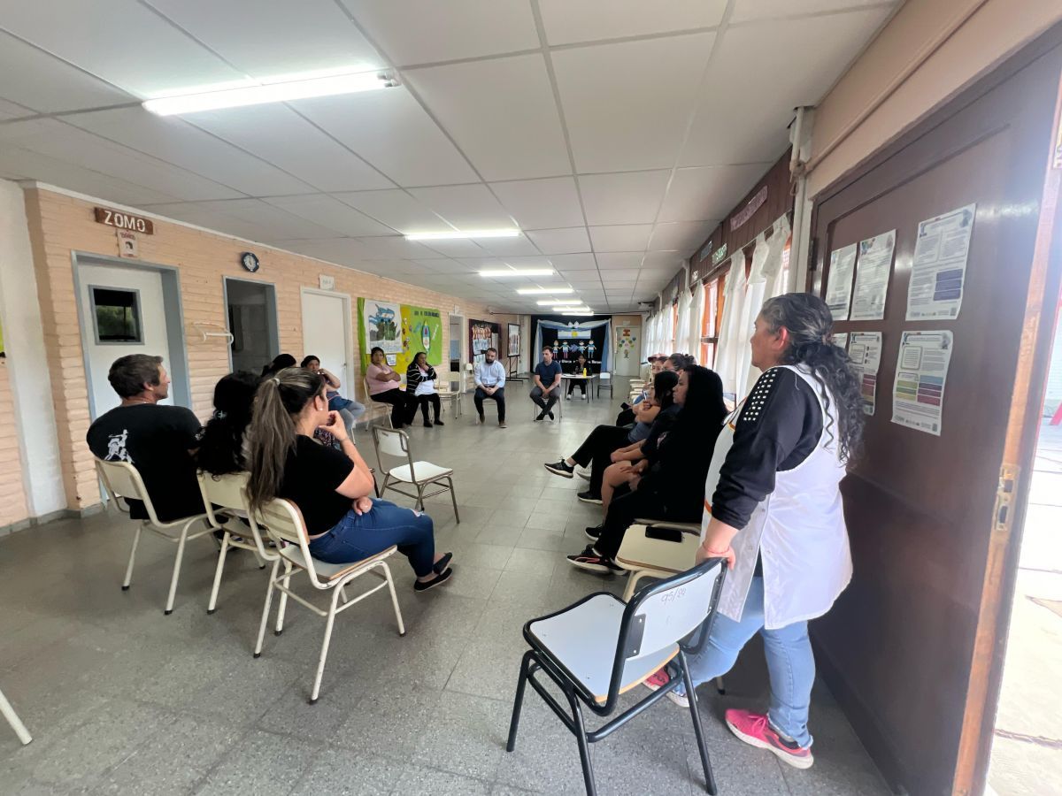 Provincia realiza seguimiento de obras de gas e infraestructura en escuelas de la provincia