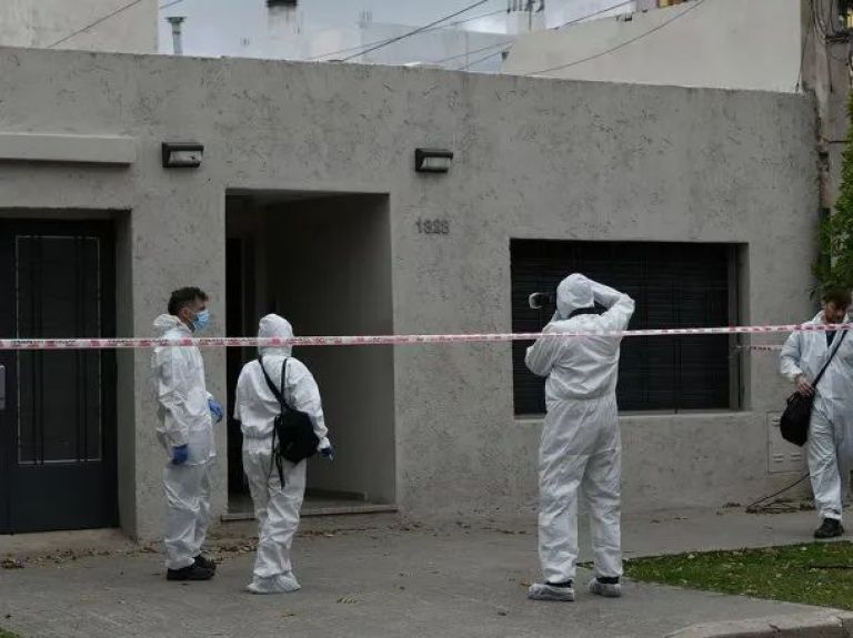 Horror en Córdoba: encontraron muerta a una mujer dentro de un placard y detuvieron a su hijo