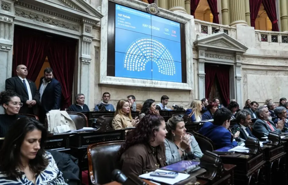 Diputados opositores lograron el quórum para tratar el “criptogate”, causa que vincula a Milei con un token cripto promocionado desde sus redes.