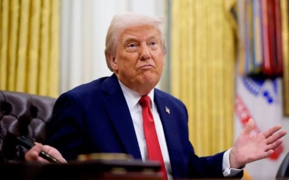 Estados Unidos aplicará aranceles del 104% a importaciones chinas