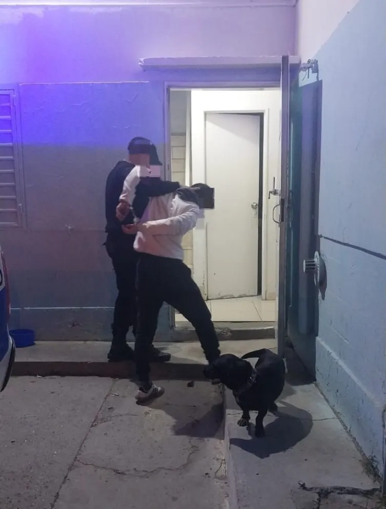 Intentó robar carne en un almacén del barrio Moure y fue detenido