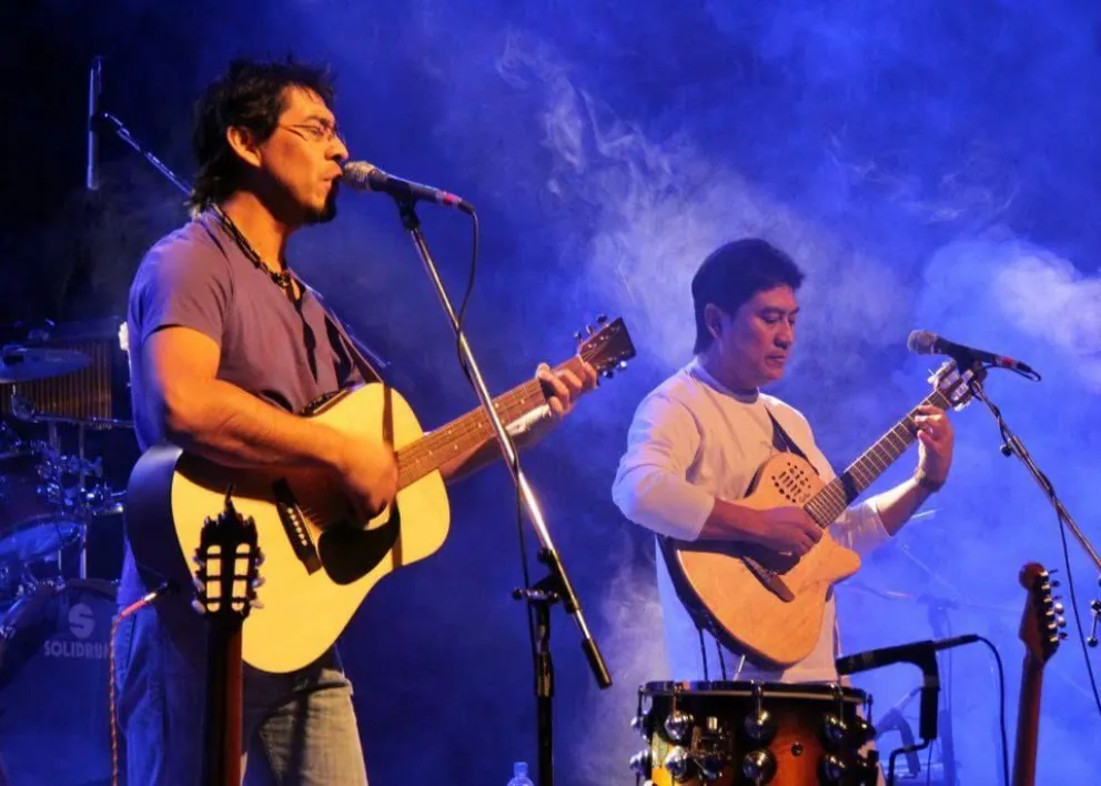 Cartelera Cultural en Rada Tilly: charla de arte, show de música y taller de percusión