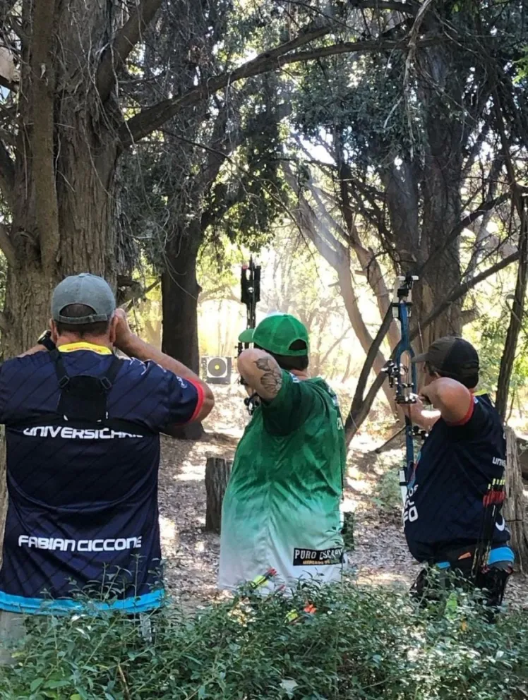 Tiro con Arco Petroquímica premió a sus campeones