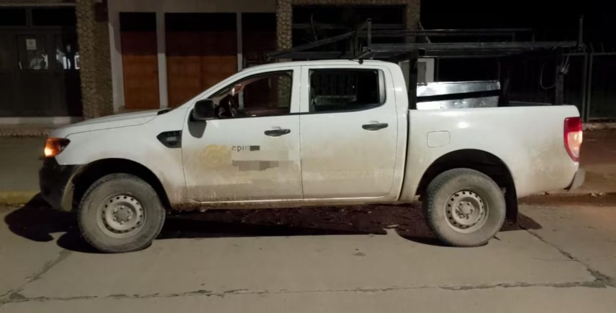Conmoción en Córdoba por la muerte de una joven que cayó de una Ford Ranger