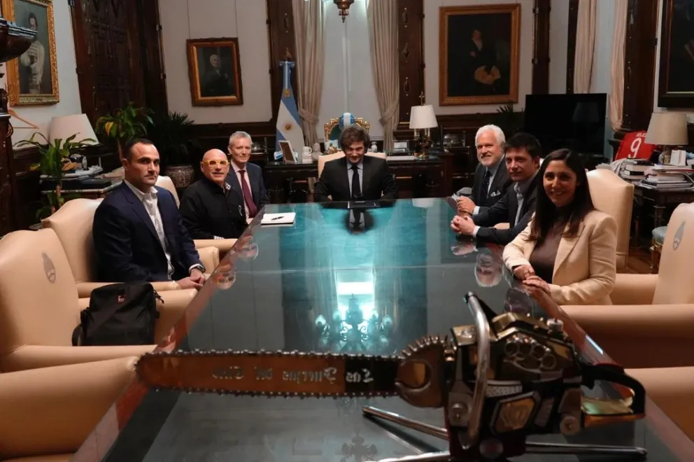 Milei recibió a líderes conservadores del  CPAC y empresarios de EE.UU. antes de su reunión con el  Secretario del Tesoro