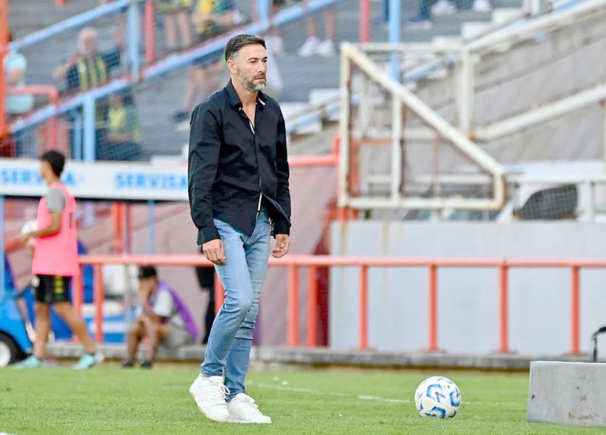 González deja Unión y ya son 12 los DT que se fueron esta temporada