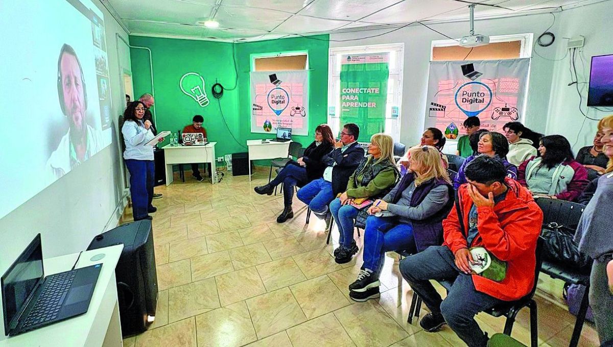 Se lanzaron nuevas capacitaciones gratuitas sobre IA y tecnologías digitales