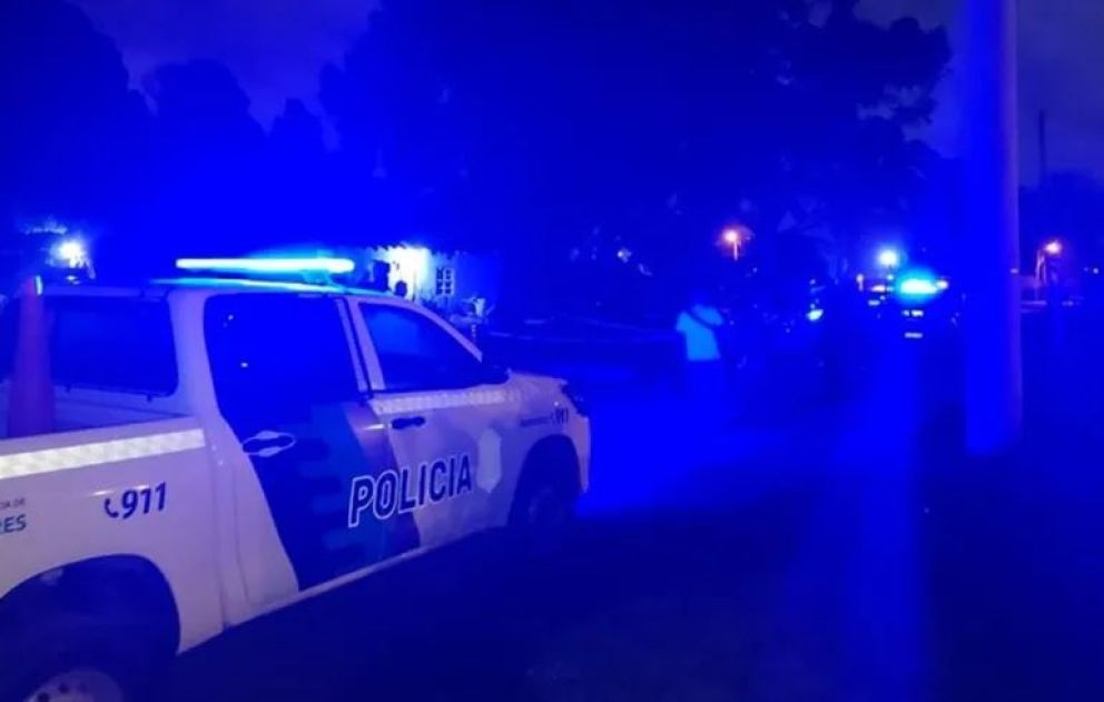 Buscan a un hombre que intentó degollar a su pareja embarazada en Buenos Aires