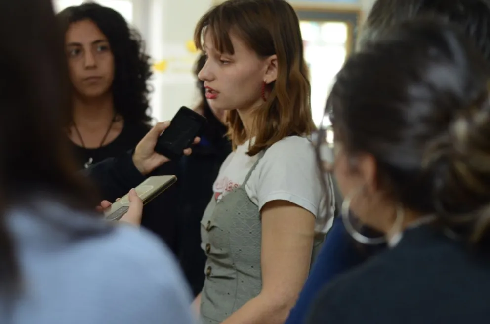 Alumnos de la Escuela de Arte reclaman por las condiciones de los baños en el edificio.