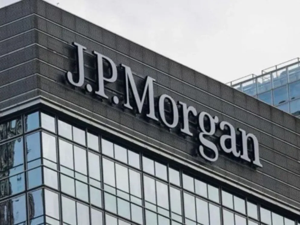 JPMorgan, uno de los gigantes financieros, elogió las reformas económicas en Argentina: “Superaron nuestras expectativas optimistas”